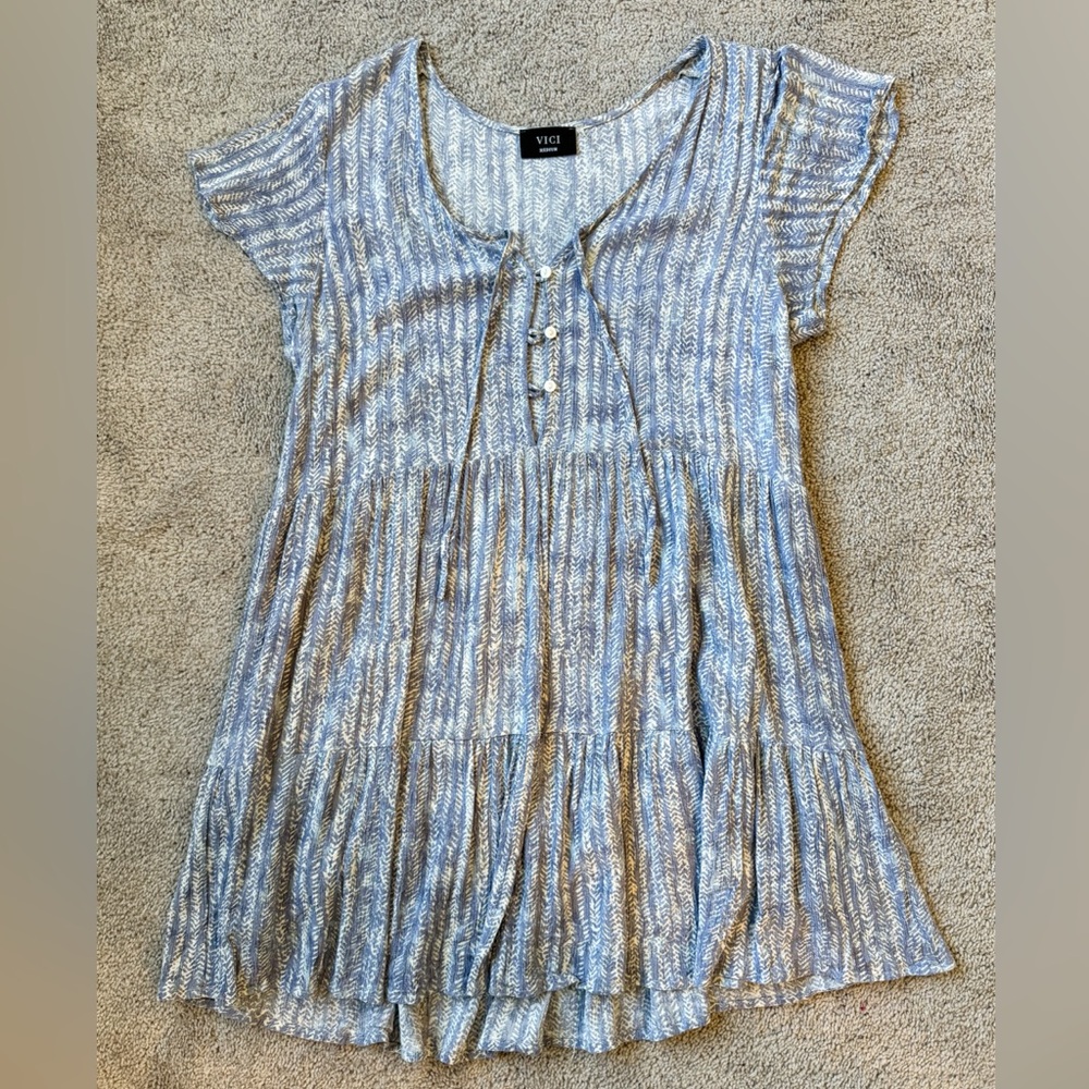 Vici Blue and White Textured Tunic